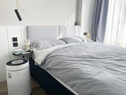 Island Crest image 6