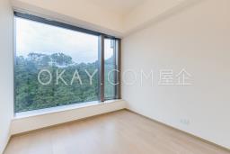 Island Garden image 9