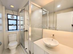 Jade Beach Villa Apartments image 9