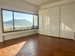 Jade Beach Villa Apartments image 7