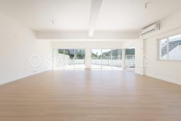 Jade Beach Villa House image 3