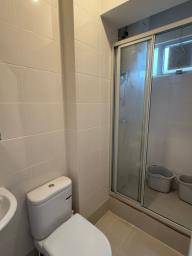 Kiu Lee Building image 3