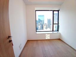 L Wanchai image 6