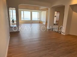 La Hacienda Apartments image 1