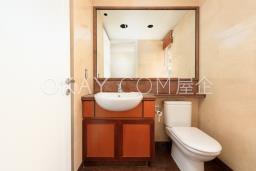 La Hacienda Apartments image 7