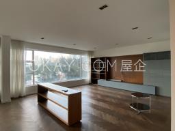 Leon Court image 1