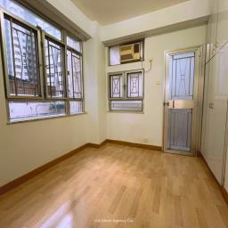 Lok Moon Mansion image 6