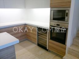 Magnolia The Crown Villas image 6