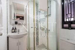 Midland Court image 7