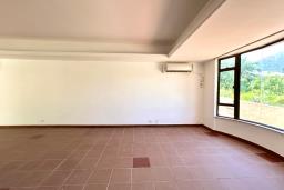 Mui Wo Villa image 1