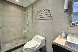 Mui Wo Villa image 9