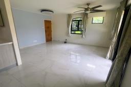 Mui Wo Village House image 3