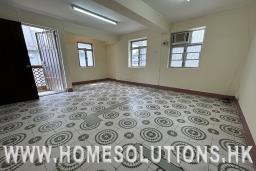 Mui wo Village house image 1