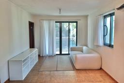 Mui Wo Village House image 1