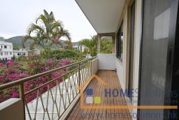 Mui Wo Village House image 3