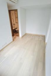 One Homantin image 7