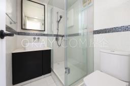 Parkway Court image 9