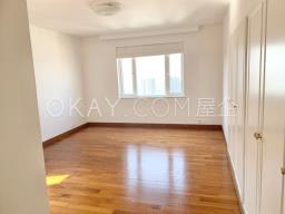 Piccadilly Mansion image 5