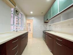 Pine Court image 9