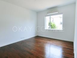 Pine Villa image 4