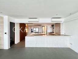 Pinewaver Villa image 3