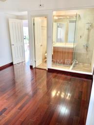 Realty Gardens image 6