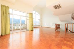 Redhill Peninsula - Palm Drive image 5