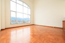 Redhill Peninsula - Palm Drive image 7