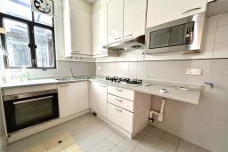 Regent Villa image 3