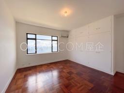 Repulse Bay Apartments image 10