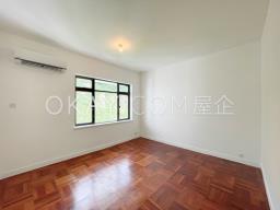 Repulse Bay Apartments image 7