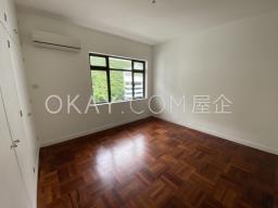 Repulse Bay Apartments image 9