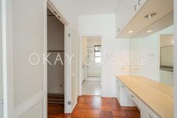 Repulse Bay Apartments image 5
