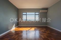 Repulse Bay Apartments image 4