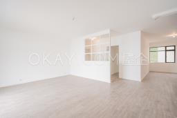 Repulse Bay Apartments image 3