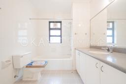 Repulse Bay Apartments image 5