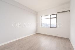 Repulse Bay Apartments image 9