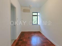Repulse Bay Apartments image 10