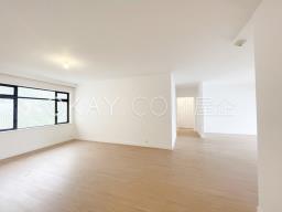 Repulse Bay Apartments image 6