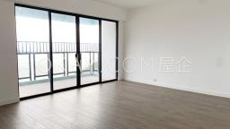 Repulse Bay Apartments image 6