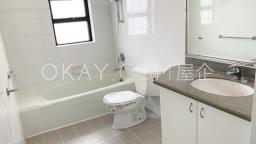 Repulse Bay Apartments image 5