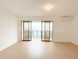 Repulse Bay Apartments image 2