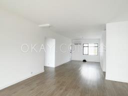 Repulse Bay Apartments image 6