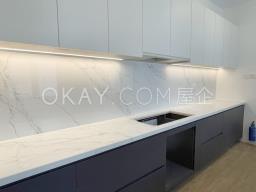 Repulse Bay Apartments image 6