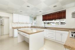 Repulse Bay Mansions image 9