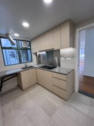 Robinson Place image 3