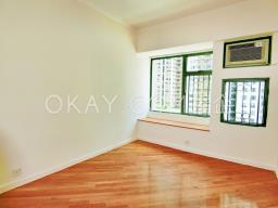 Robinson Place image 7
