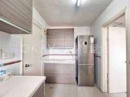 Robinson Place image 10