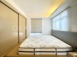 Sherwood Court image 9
