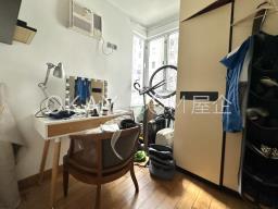 Sherwood Court image 7